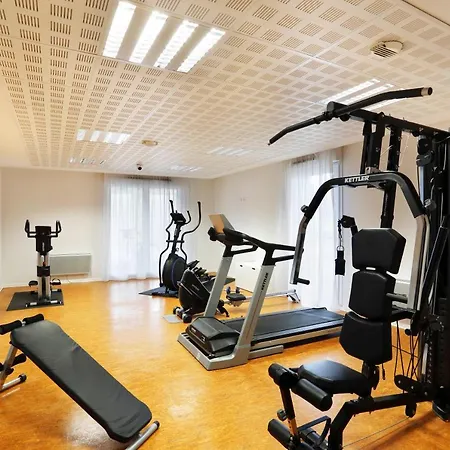 Nemea Stanford 公寓式酒店 凯恩