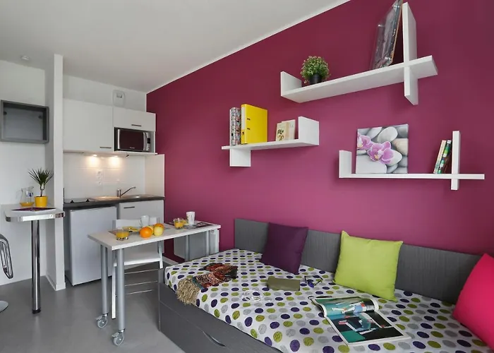 Апарт-отель Nemea Stanford Кан